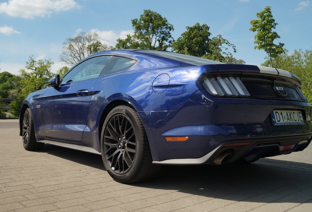 Ford Mustang GT 2015