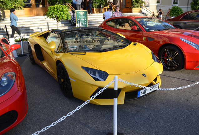 Lamborghini Aventador LP700-4 Roadster