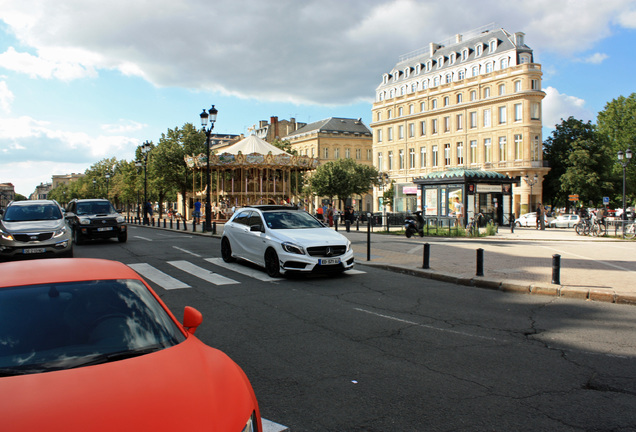 Mercedes-Benz A 45 AMG