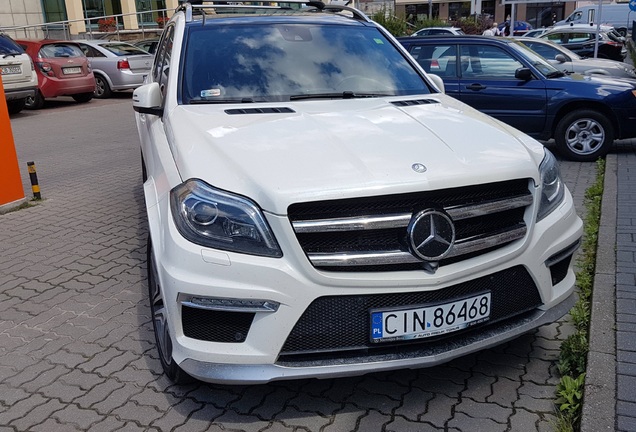 Mercedes-Benz GL 63 AMG X166