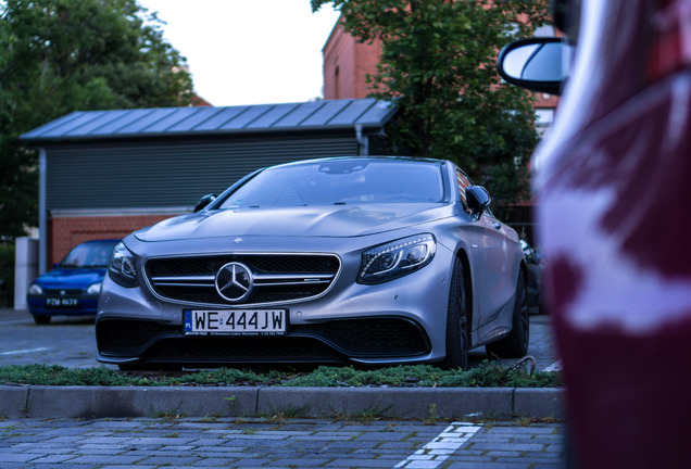 Mercedes-Benz S 63 AMG Coupé C217