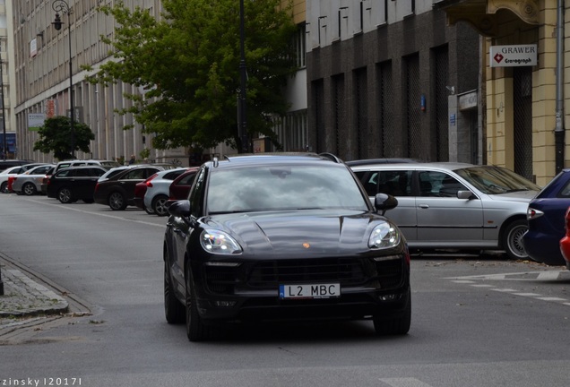 Porsche 95B Macan Turbo