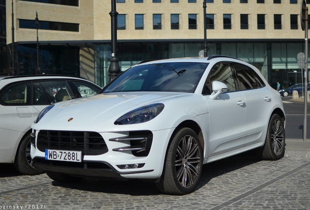 Porsche 95B Macan Turbo