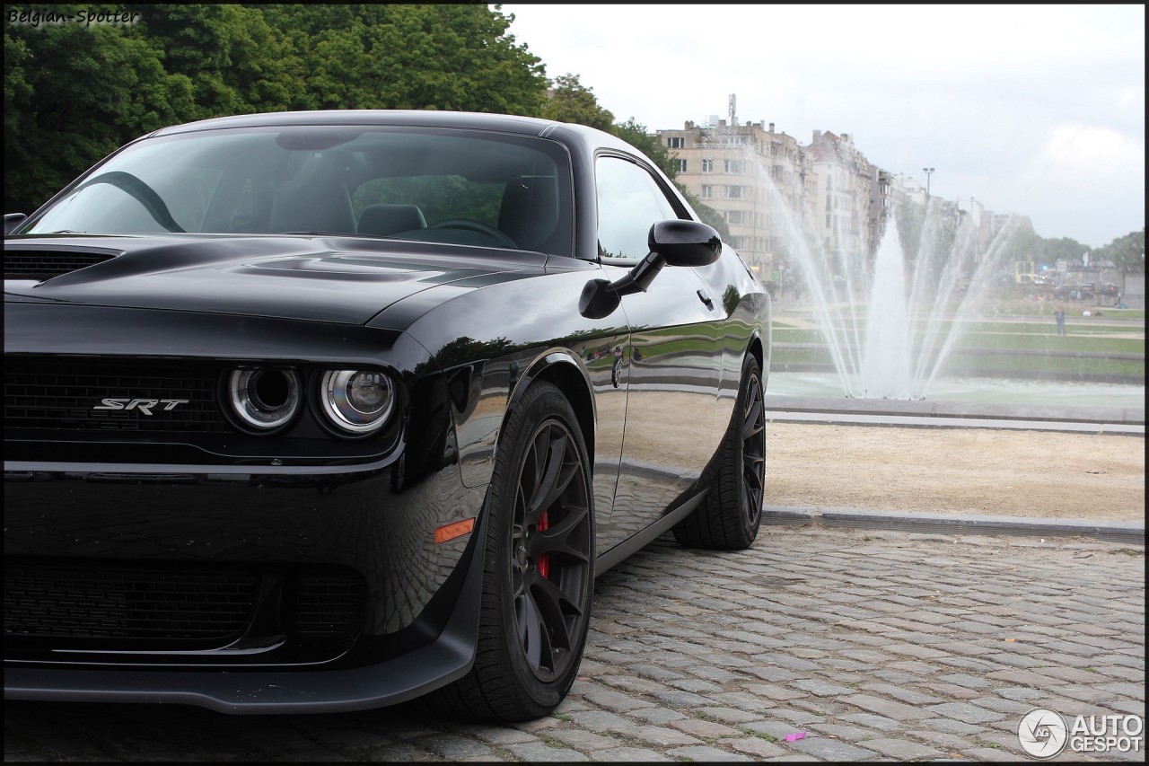 Dodge Challenger SRT Hellcat