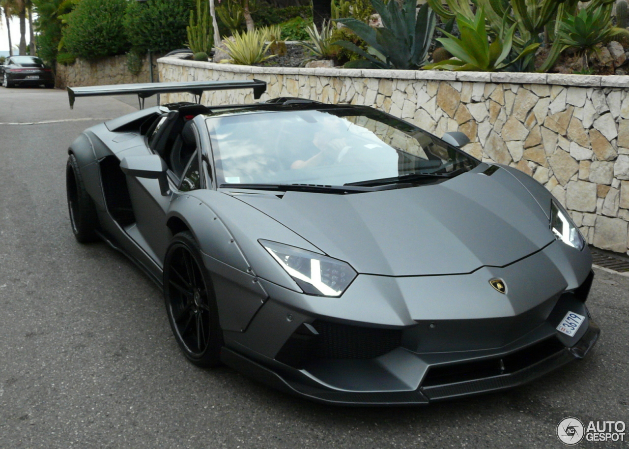 Lamborghini Aventador LP700-4 Roadster Liberty Walk LB Performance Wide Body