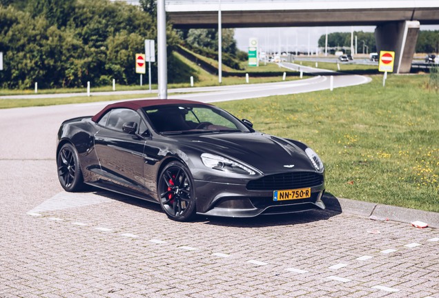 Aston Martin Vanquish Volante