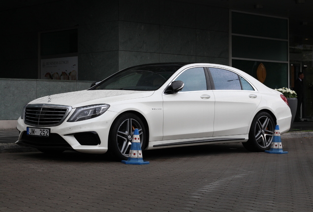 Mercedes-Benz S 63 AMG V222