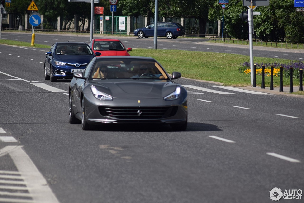 Ferrari GTC4Lusso