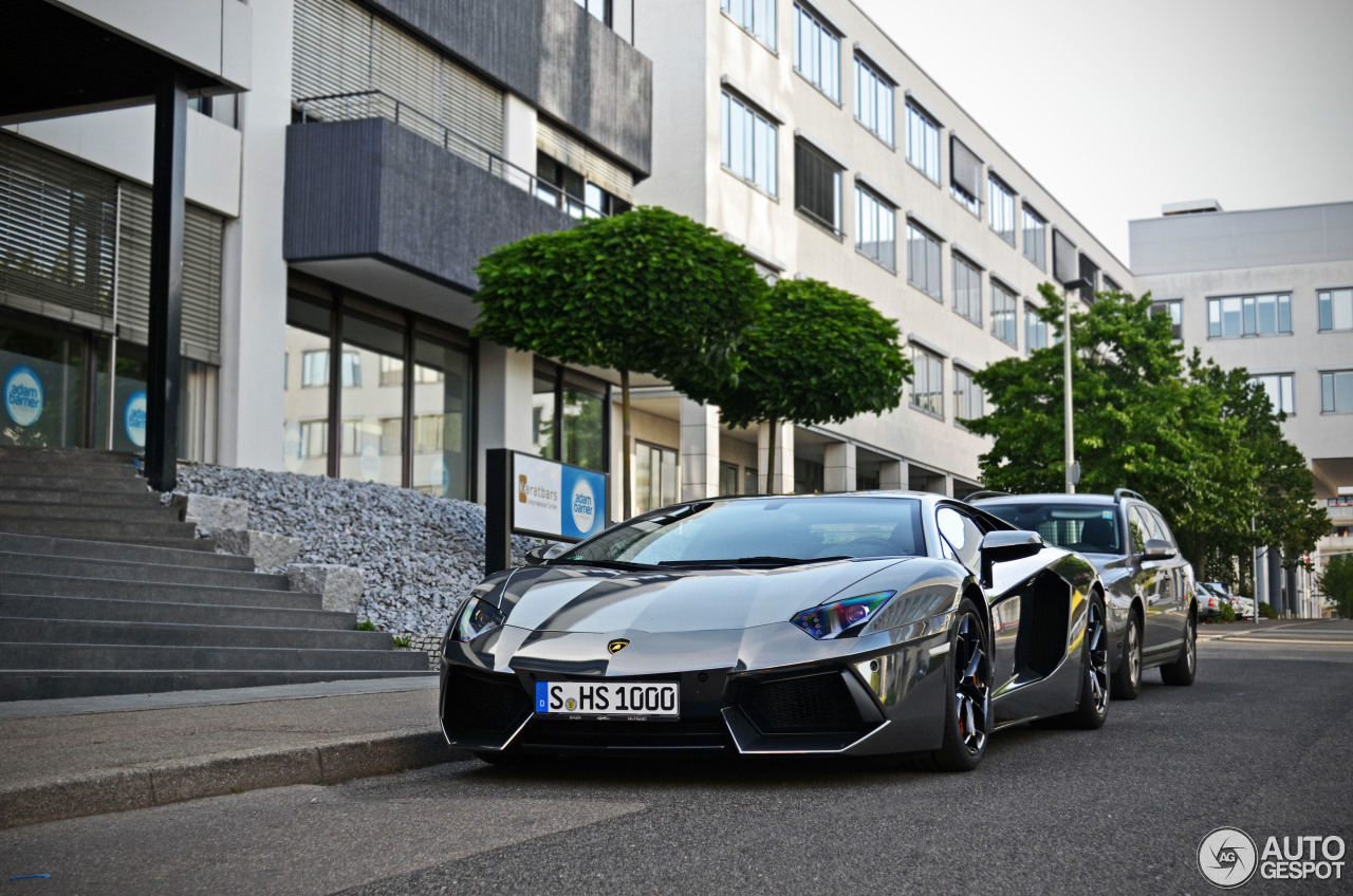 Lamborghini Aventador LP700-4