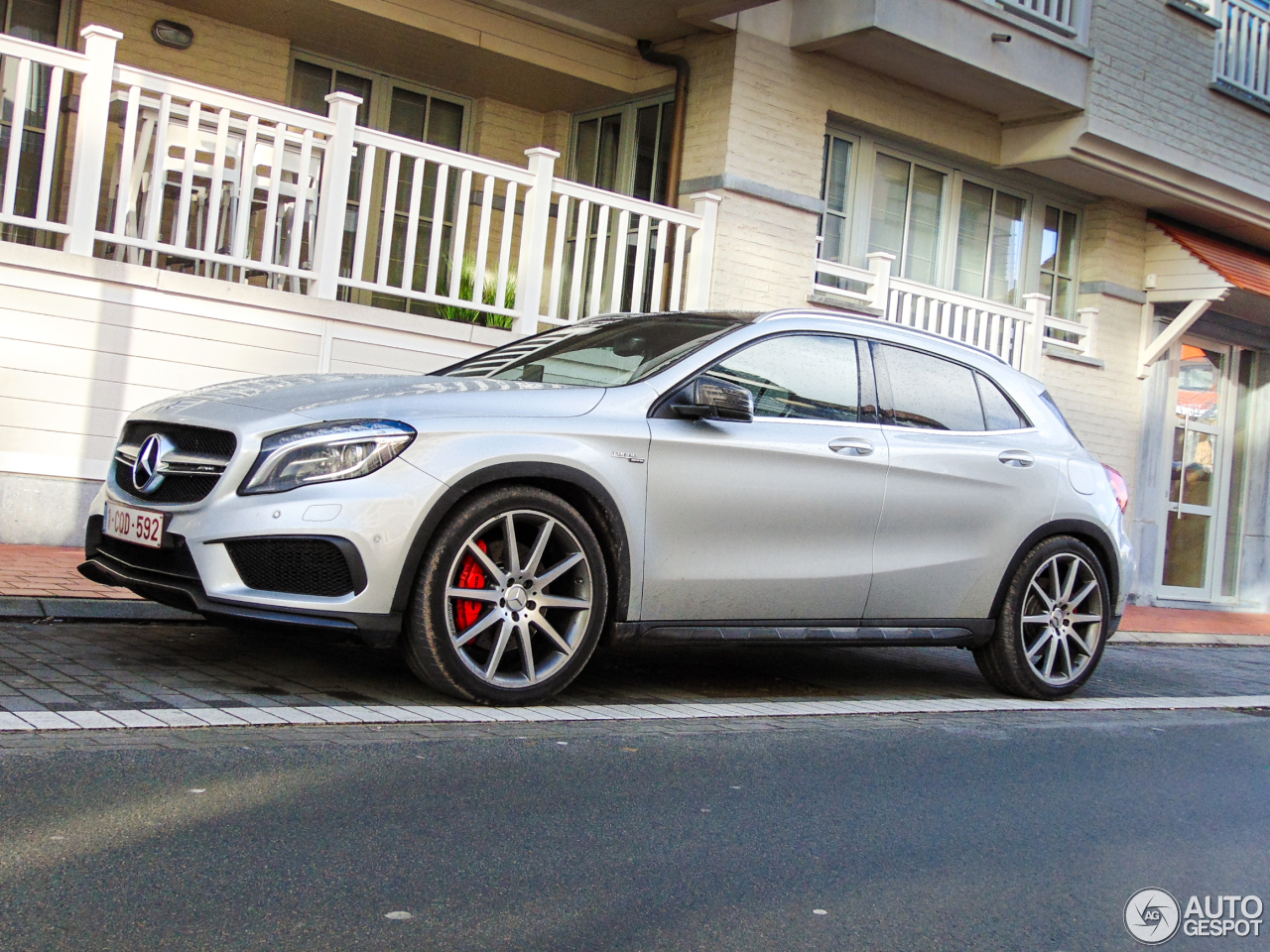 Mercedes-Benz GLA 45 AMG X156