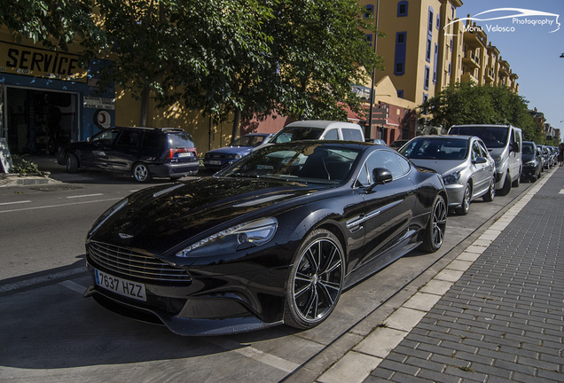 Aston Martin Vanquish 2013