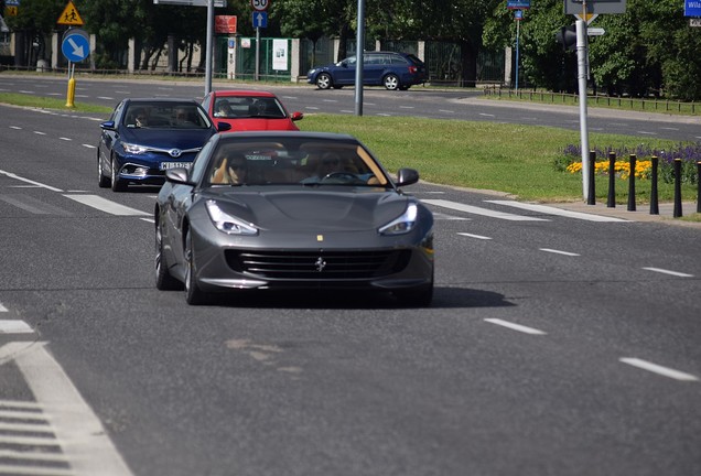 Ferrari GTC4Lusso