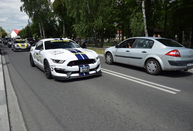 Ford Mustang Shelby GT350R 2015