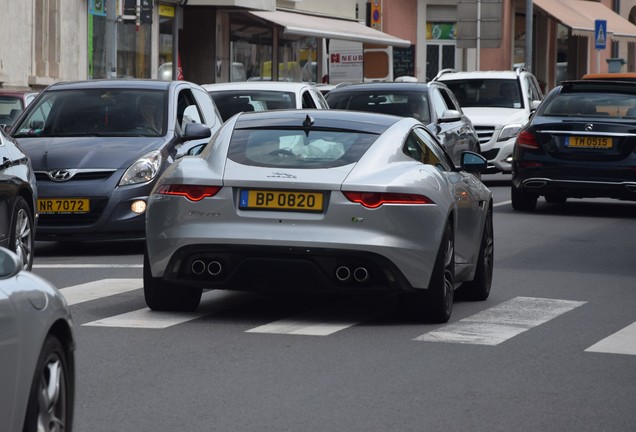 Jaguar F-TYPE R Coupé