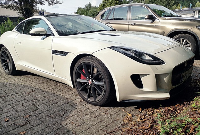 Jaguar F-TYPE S Coupé