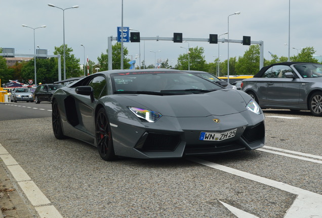 Lamborghini Aventador LP700-4