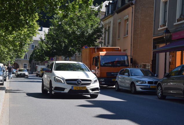 Mercedes-Benz A 45 AMG Edition 1