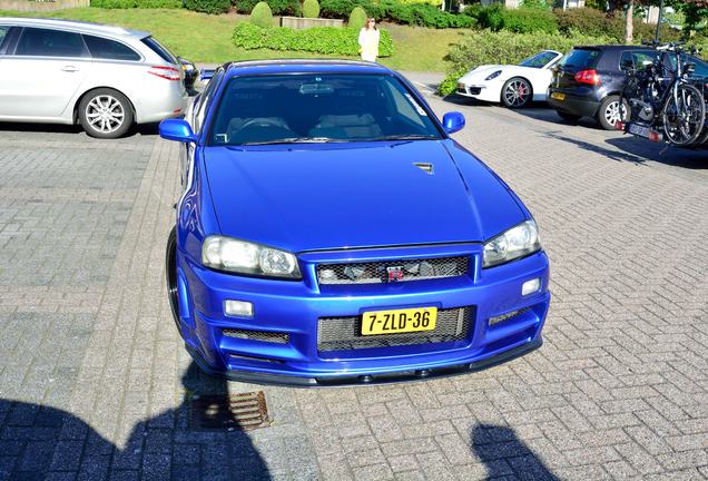 Nissan Skyline R34 GT-R V-Spec - 13 January 2020 - Autogespot