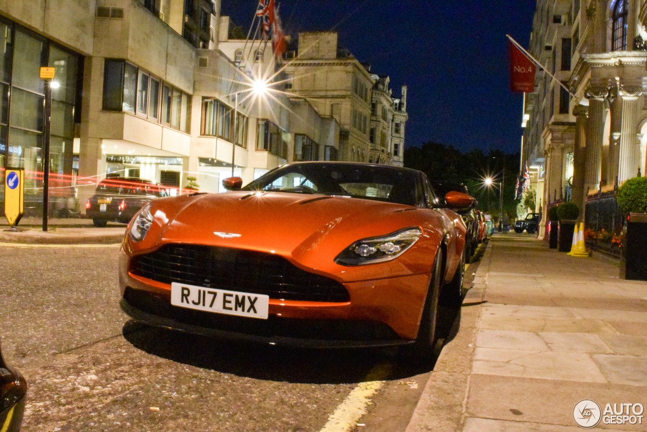 Aston Martin DB11