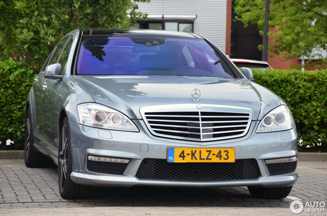 Mercedes-Benz S 63 AMG W221 2011