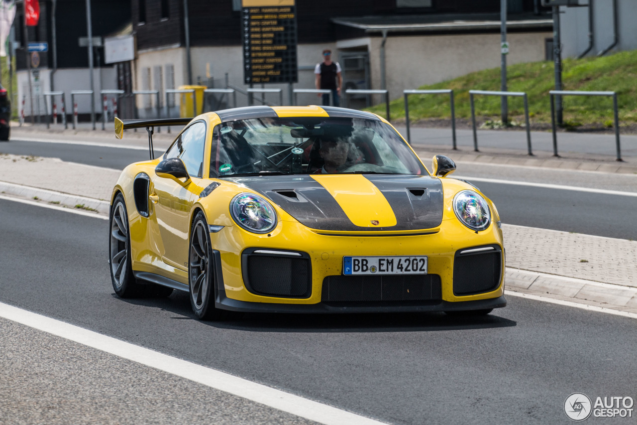 Porsche 991 GT2 RS Weissach Package