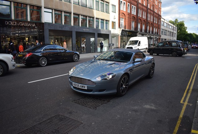 Aston Martin DB9 Volante