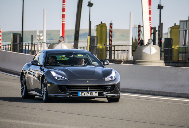 Ferrari GTC4Lusso