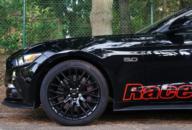 Ford Mustang GT 2015