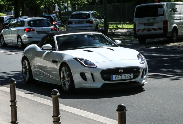 Jaguar F-TYPE S Convertible