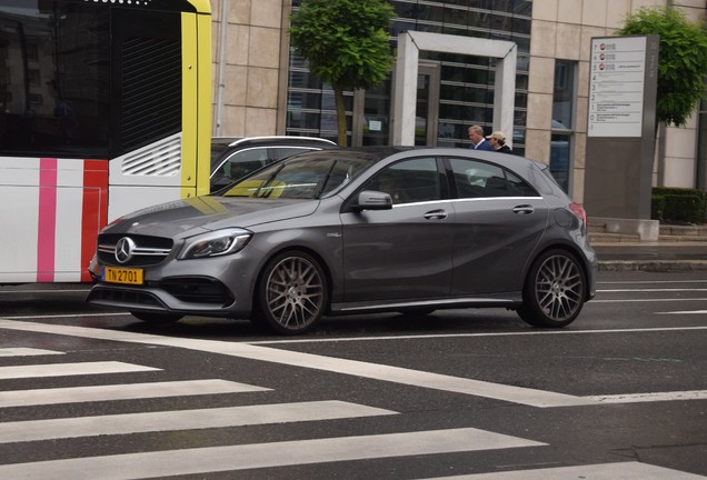 Mercedes-AMG A 45 W176 2015