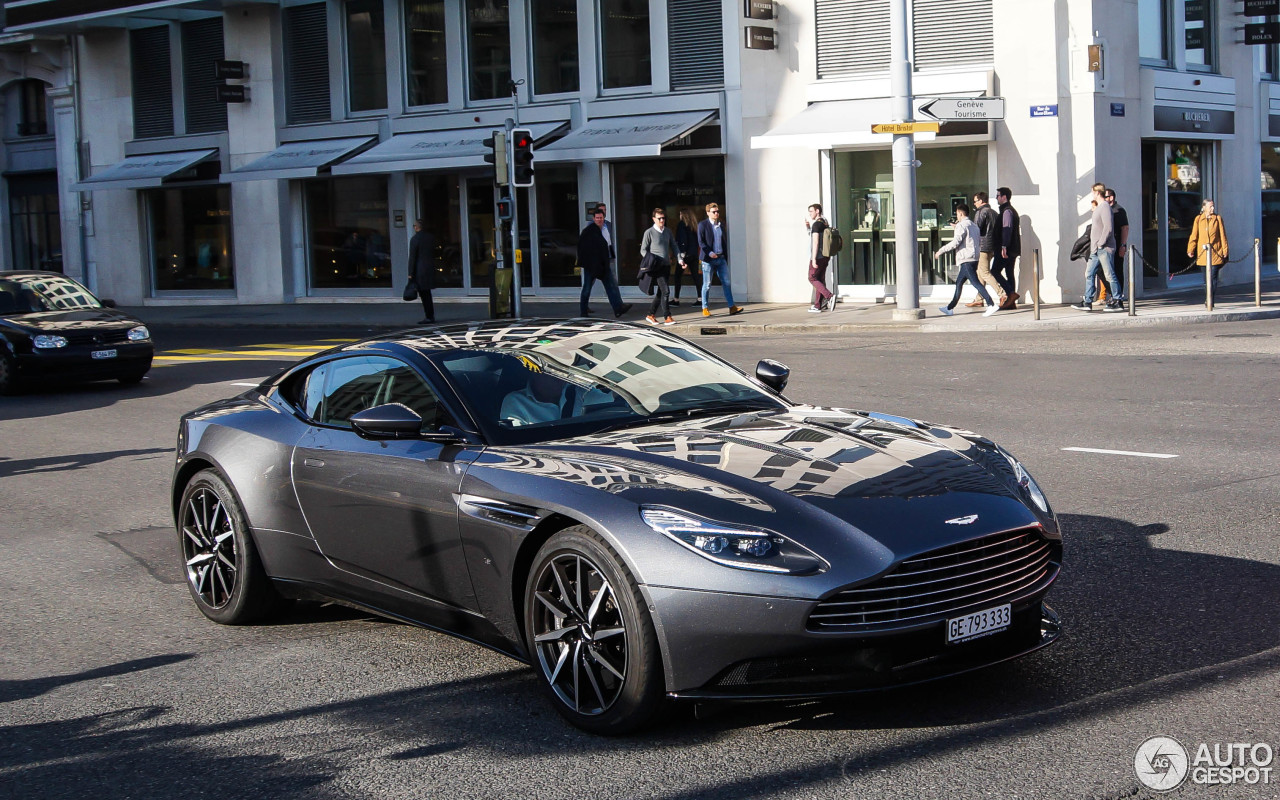 Aston Martin DB11