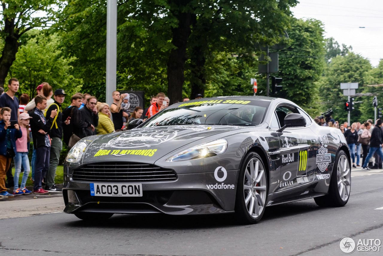 Aston Martin Vanquish 2013