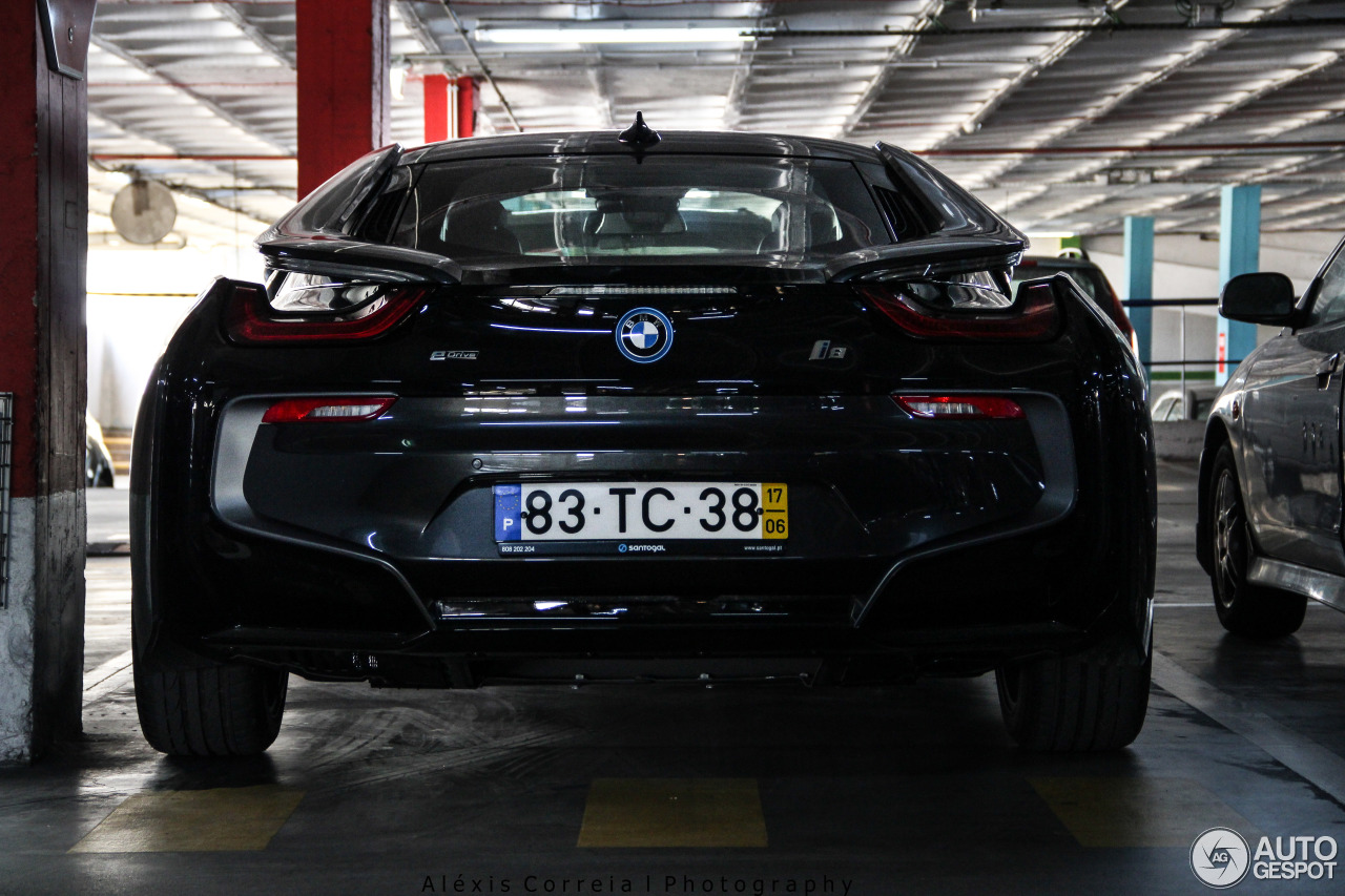 BMW i8