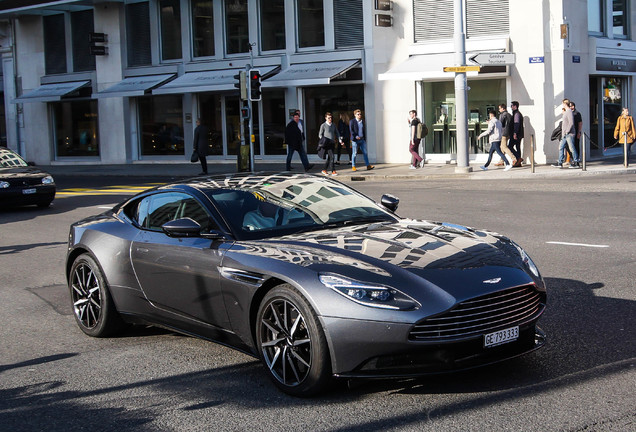 Aston Martin DB11