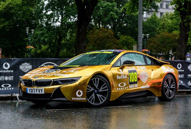 BMW i8