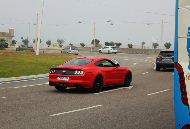 Ford Mustang GT 2015