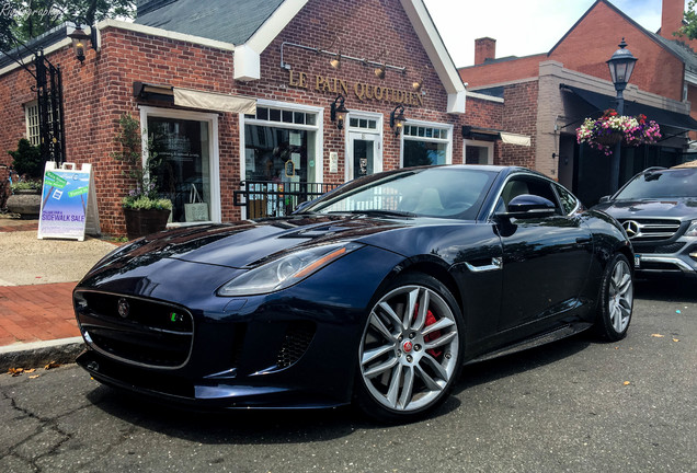 Jaguar F-TYPE R AWD Coupé