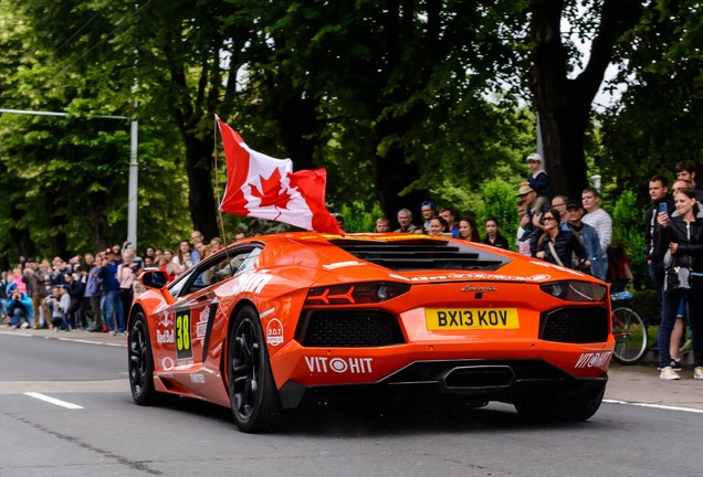 Lamborghini Aventador LP700-4