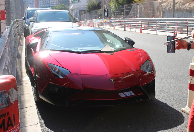 Lamborghini Aventador LP750-4 SuperVeloce Roadster