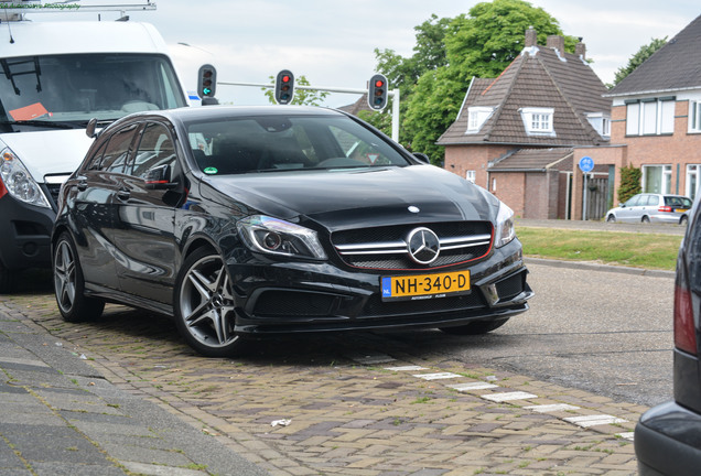 Mercedes-Benz A 45 AMG Edition 1