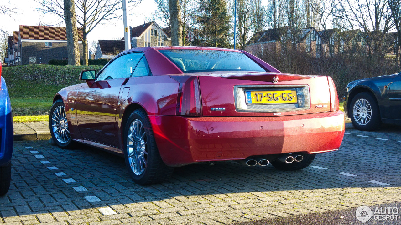 Cadillac XLR