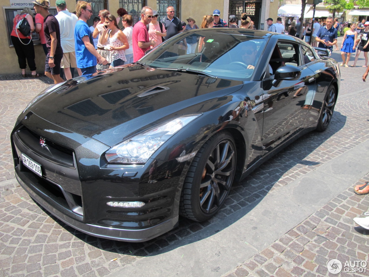 Nissan GT-R 2015