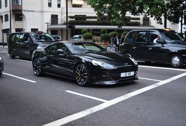 Aston Martin Vanquish 2015 Carbon Black Edition