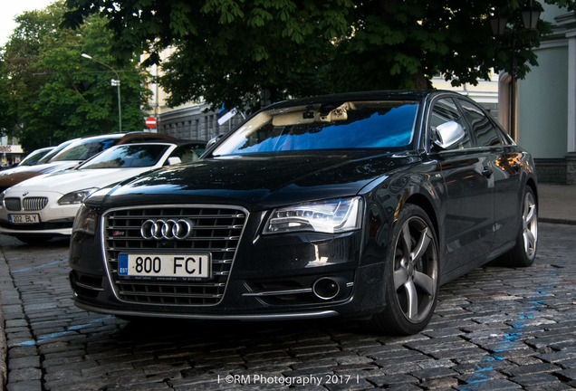 Audi S8 D4