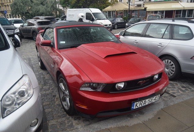 Ford Mustang GT Convertible 2011