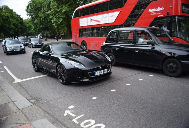 Jaguar F-TYPE R AWD Convertible