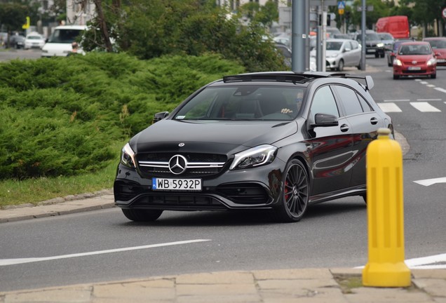 Mercedes-AMG A 45 W176 2015