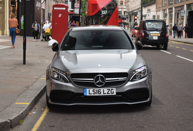 Mercedes-AMG C 63 S W205