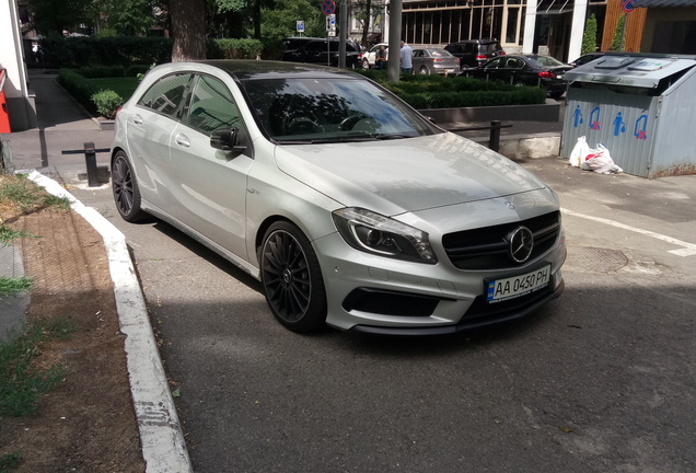 Mercedes-Benz A 45 AMG