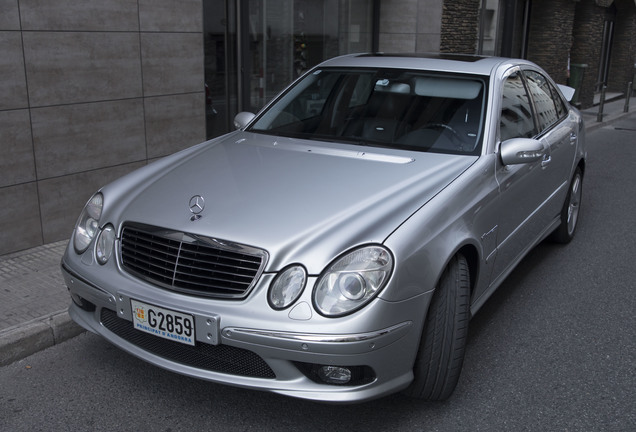 Mercedes-Benz E 55 AMG